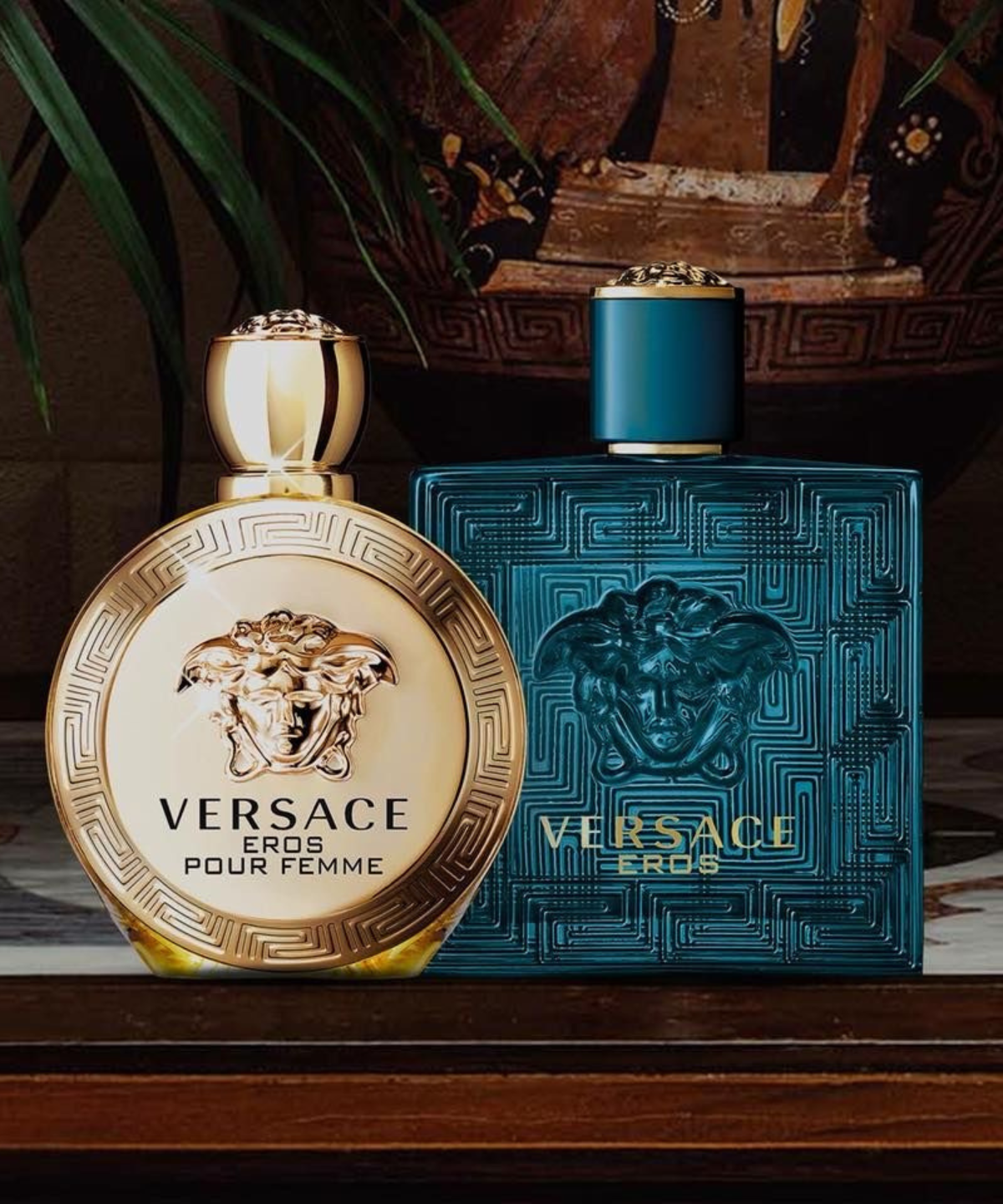 Versace Dúo ‘Eros Pour Femme’ Eau de Parfum 100 mL para Dama + ‘Eros’ Eau de Toilette 100 mL para Caballero